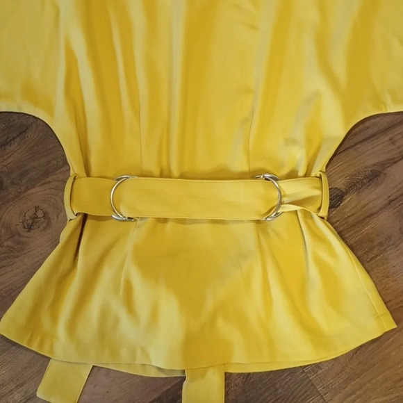 Finders Keepers Yellow Open Back Belted Bow Back Top A1 - Picture 2 of 5